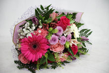 Load image into Gallery viewer, Sweet Blooms Bouquet