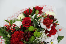 Load image into Gallery viewer, Santa's Bouquet