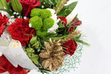 Load image into Gallery viewer, Santa's Bouquet