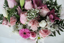 Load image into Gallery viewer, Pretty in Pink Bouquet