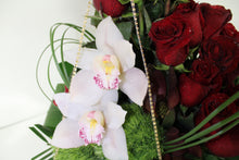 Load image into Gallery viewer, Norma's Key To My Heart Arrangement