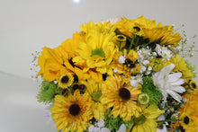 Load image into Gallery viewer, Norma's Happy Smiles Arrangement