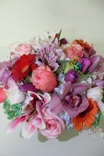 Load image into Gallery viewer, Norma's Pretty Please Arrangement