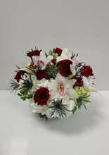 Load image into Gallery viewer, Norma's Yours Truly Arrangement