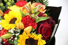 Cargar imagen en el visor de la galería, Fall Mix Bouquet
