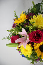 Load image into Gallery viewer, Party Mix Arrangement
