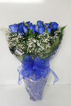 Load image into Gallery viewer, Norma&#39;s Blue Rose Bouquet

